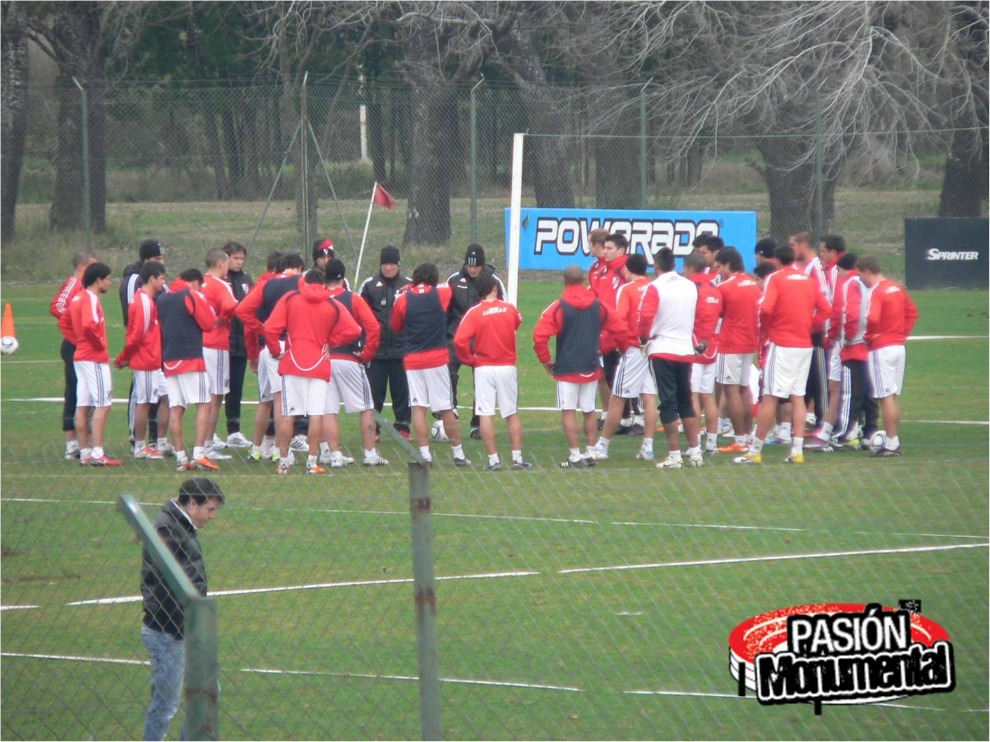 Así está River, a 15 días del debut