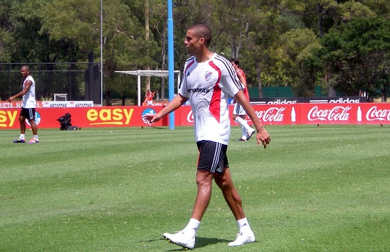 Aguirre y Trezeguet, autores del triunfo