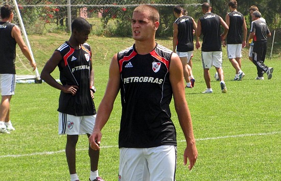 González Pírez sería titular