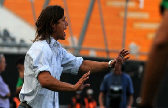 Almeyda: “Este triunfo viene bárbaro”