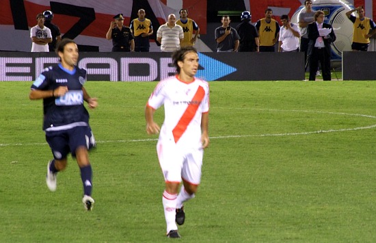 Ponzio se lució en el Monumental