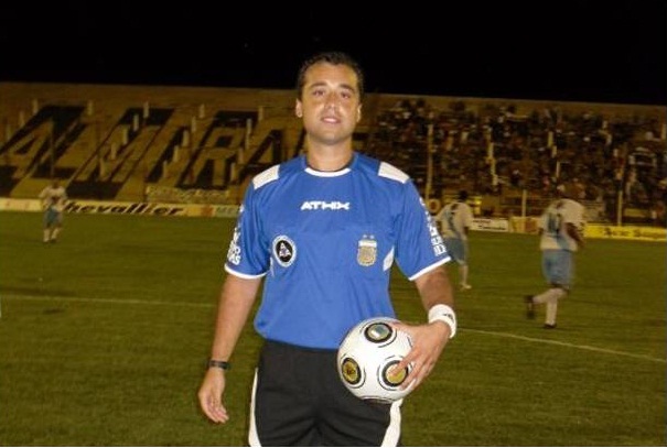 Con árbitro para enfrentar a Sportivo Belgrano