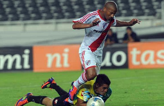 Síntesis de Defensa y Justicia 3- River 3
