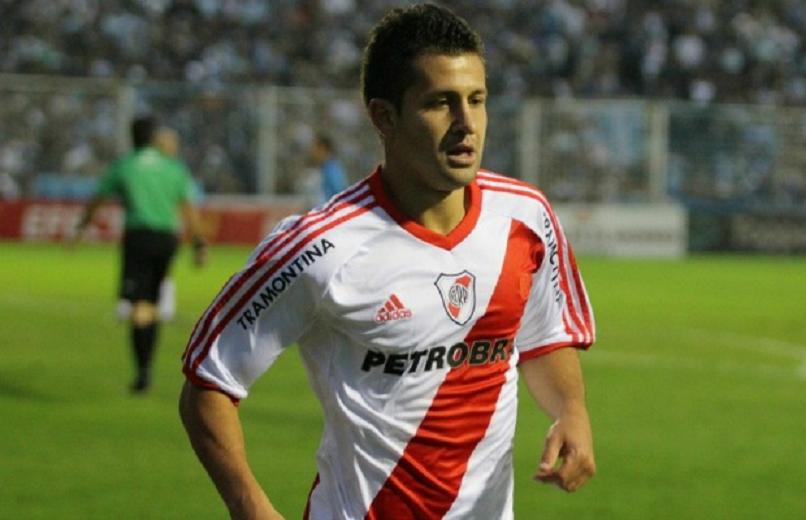 Se fue sin que lo llamen