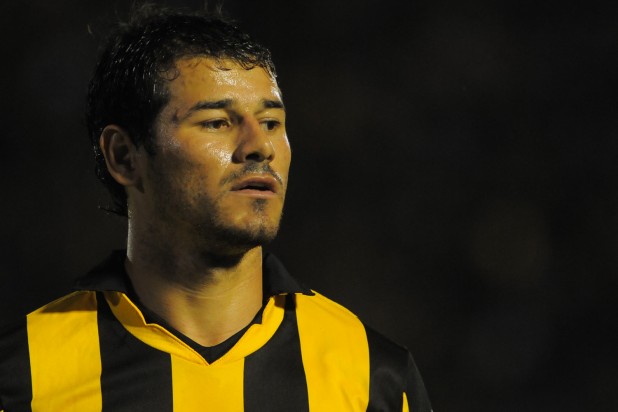 ¿Quién es Rodrigo Mora?
