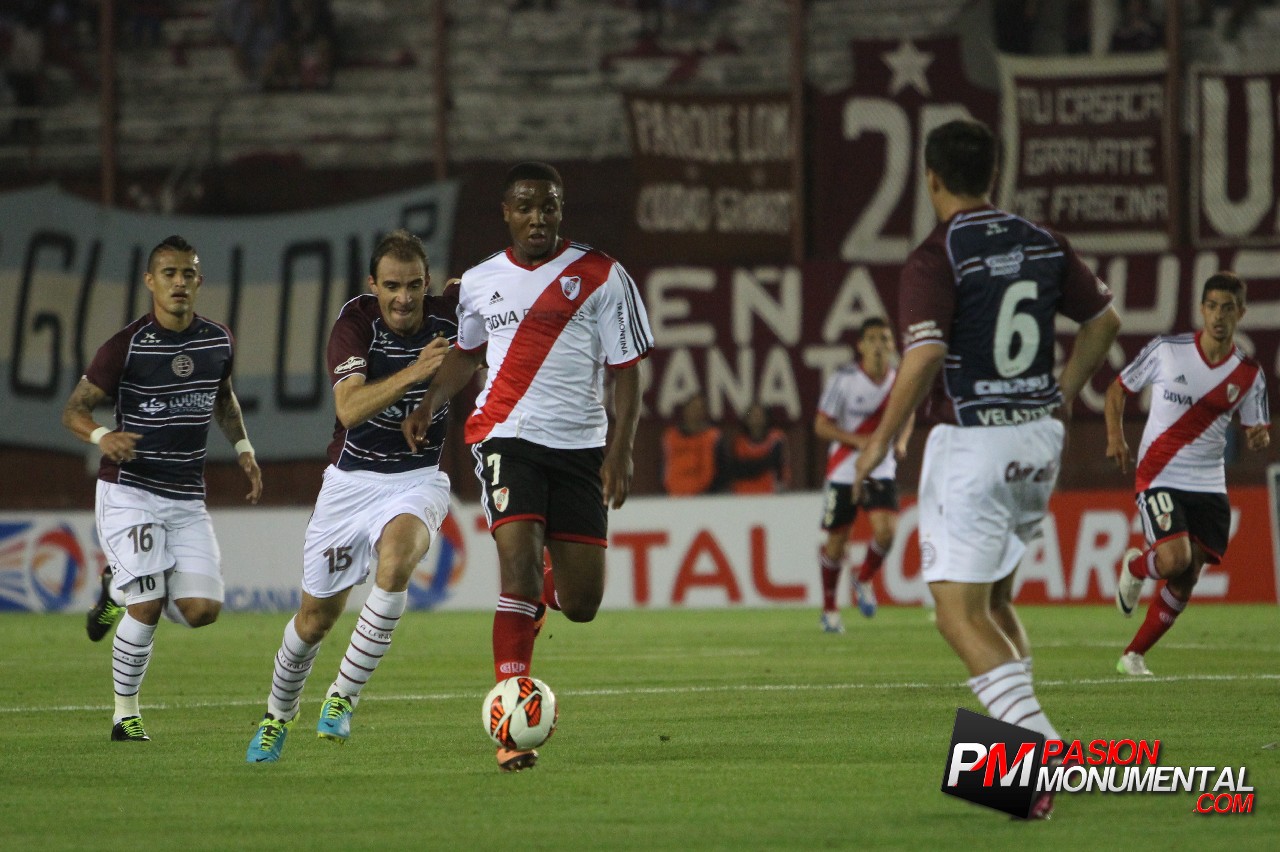 Los concentrados vs. Lanús