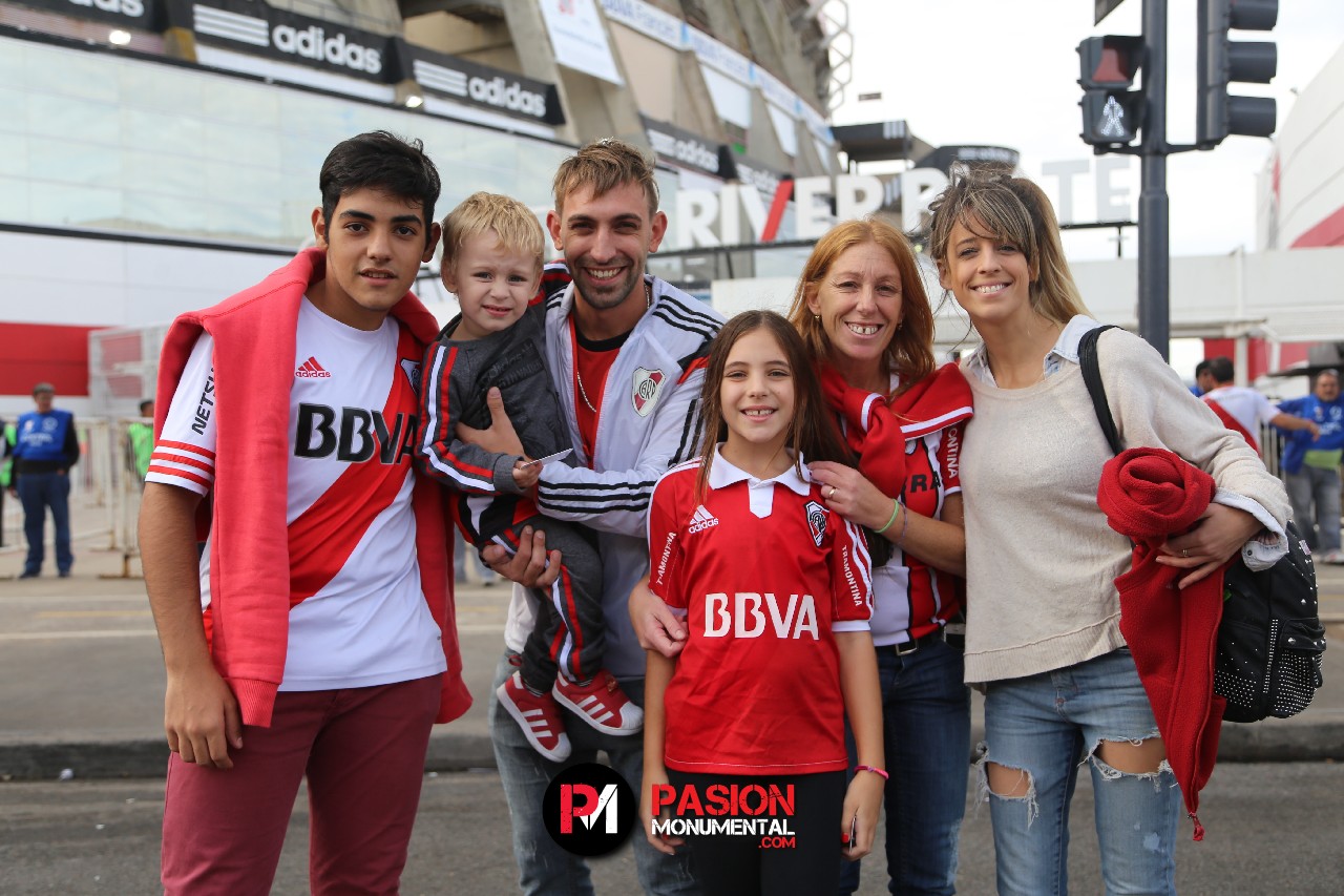 Los hinchas vs Banfield