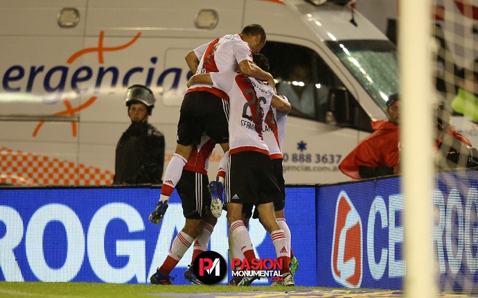Muchos cambios vs Emelec