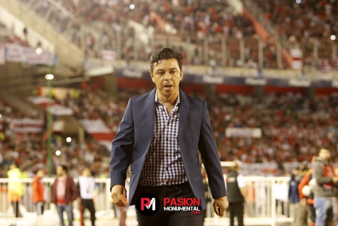 "Si Alario quiere irse, lo acompaño a Ezeiza y le deseo lo mejor"
