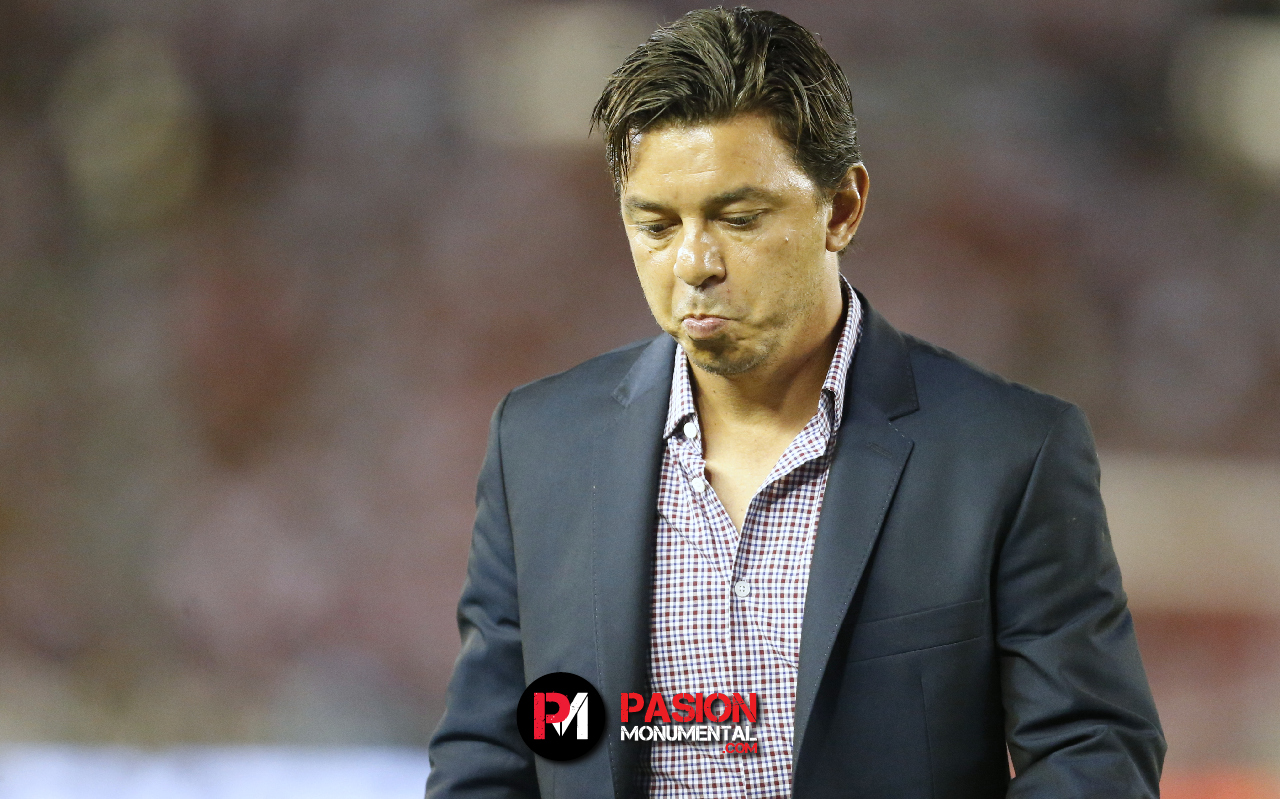 ¿River debe ir en busca de un delantero?