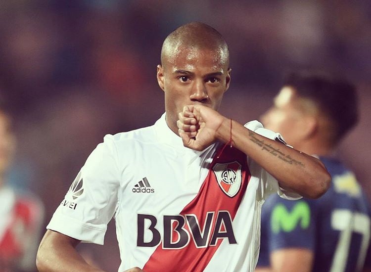 Debut en la red