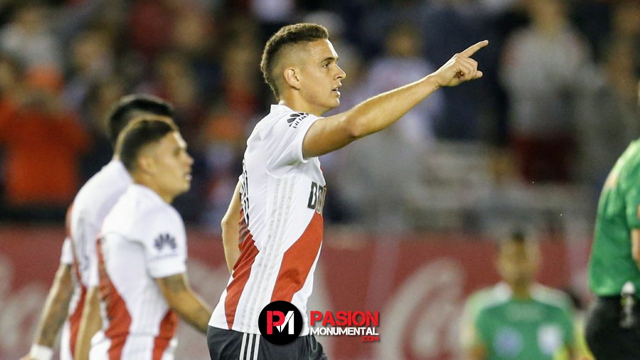 Golea desde el banco