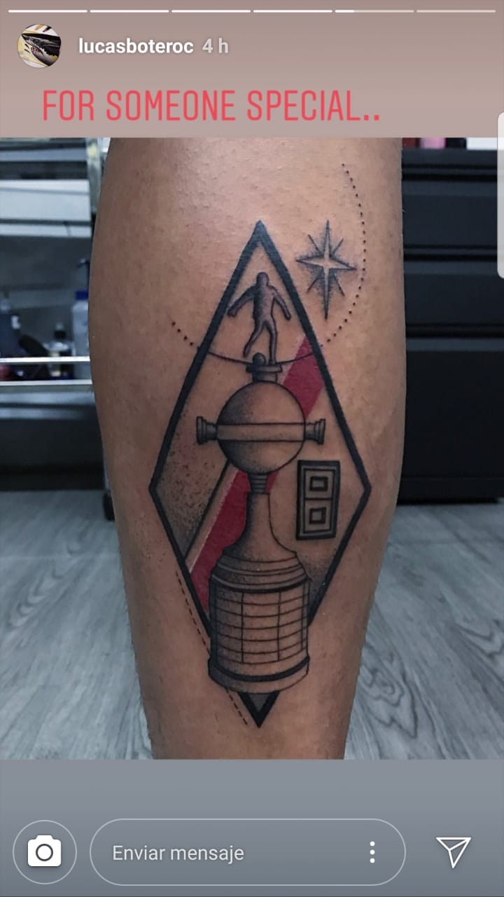 Juanfer se tatuó la Libertadores