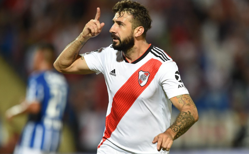 Pratto volvió a marcar por Superliga nueve meses después