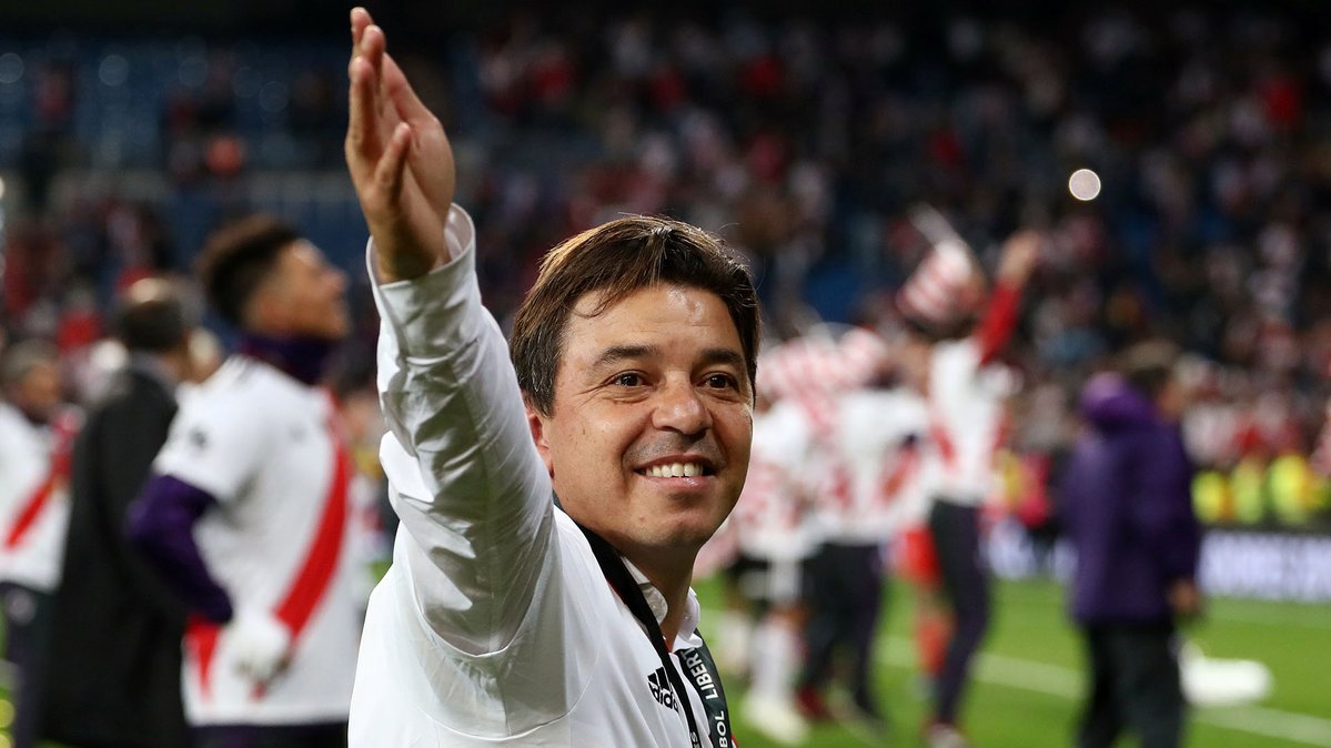 "Gallardo tiene todo como para dirigir en un equipo europeo"
