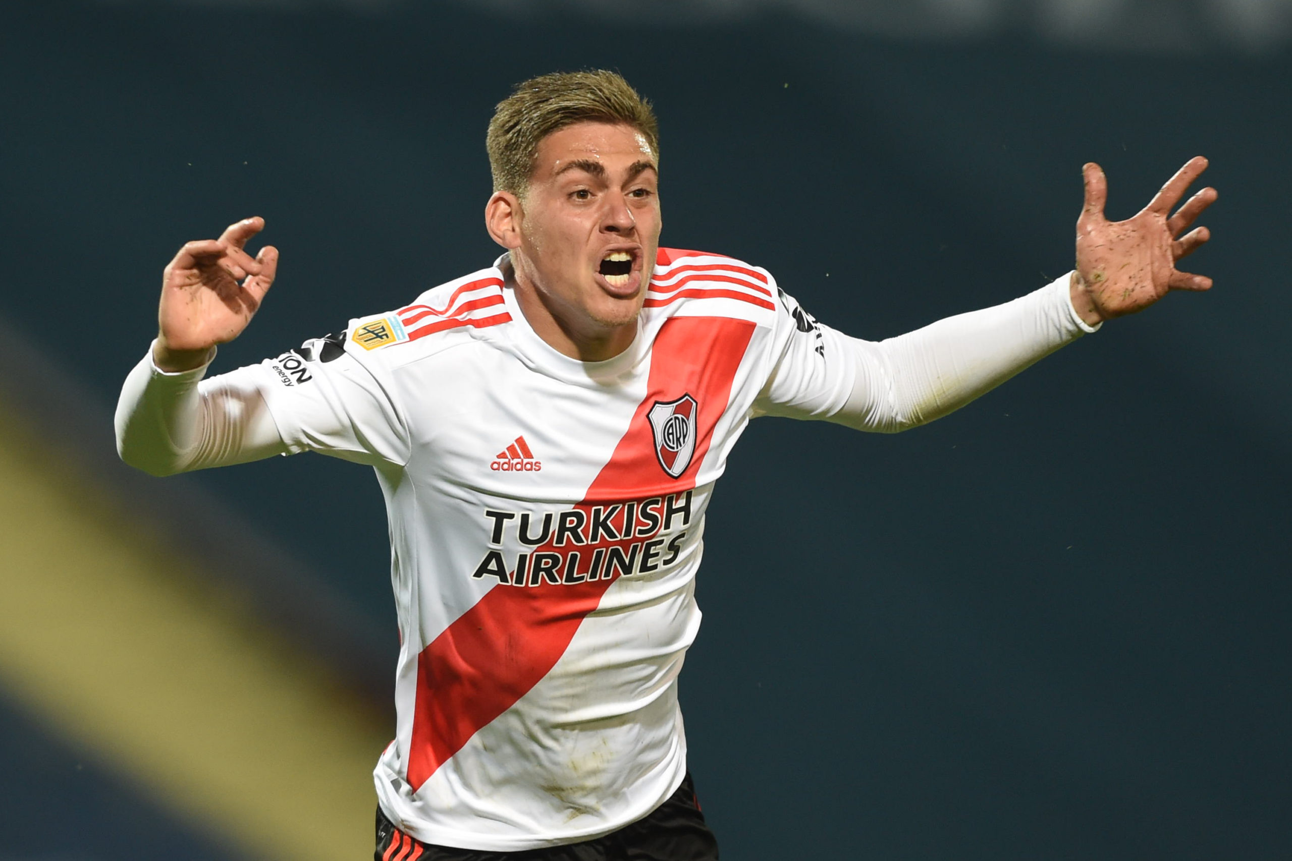 Debut en las redes para Girotti