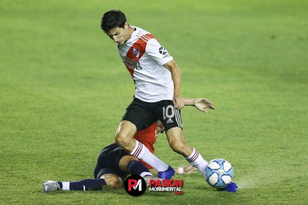 "Boca no tiene ni por asomo mejor equipo que River"