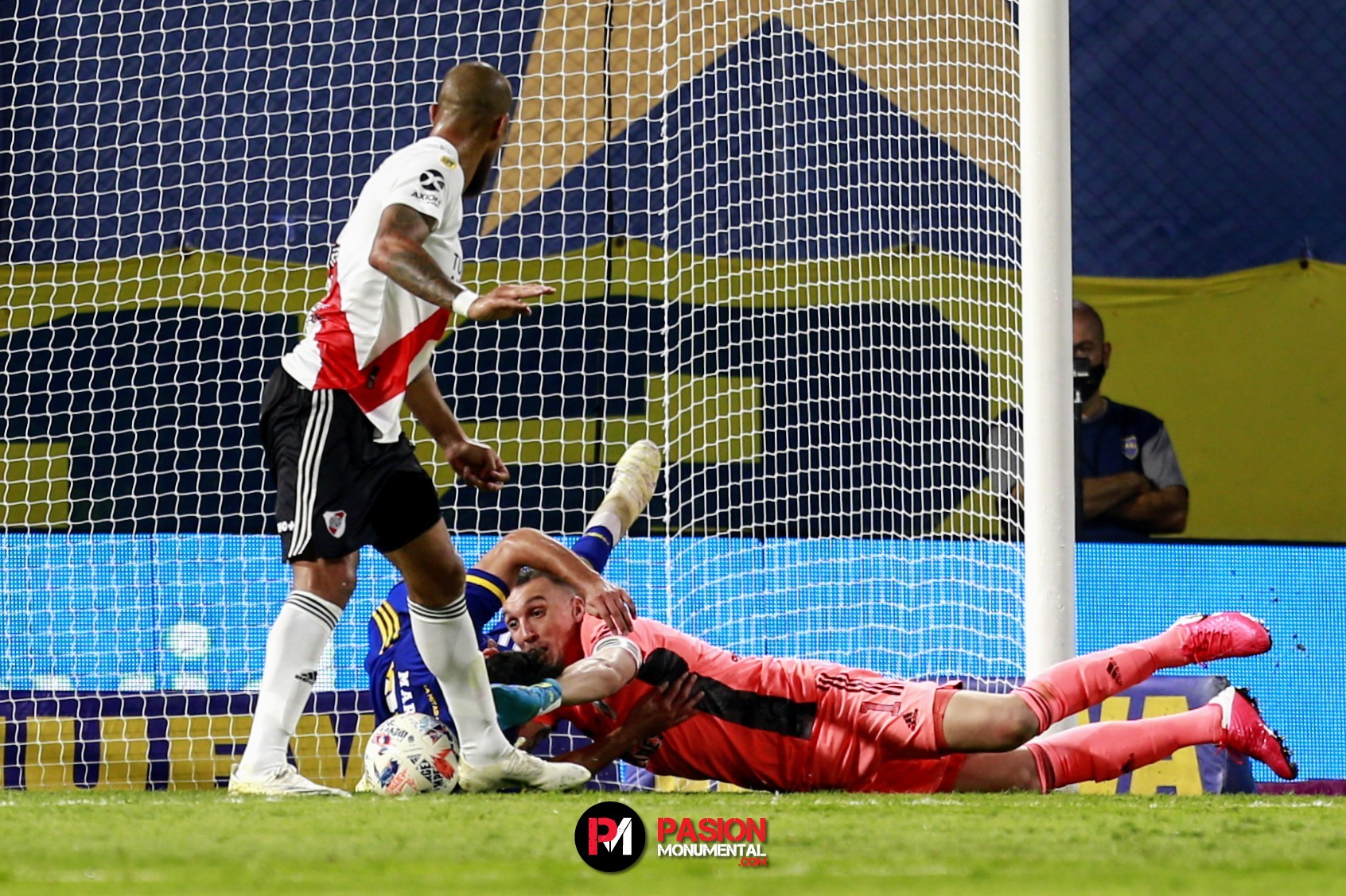 ¡Las mejores fotos del empate Superclásico!