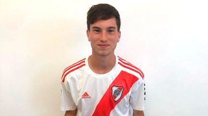 La promesa de divisiones inferiores que blindó River