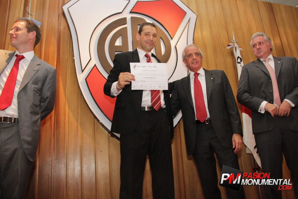 "A Flabián Londoño lo veo muy parecido a Falcao"