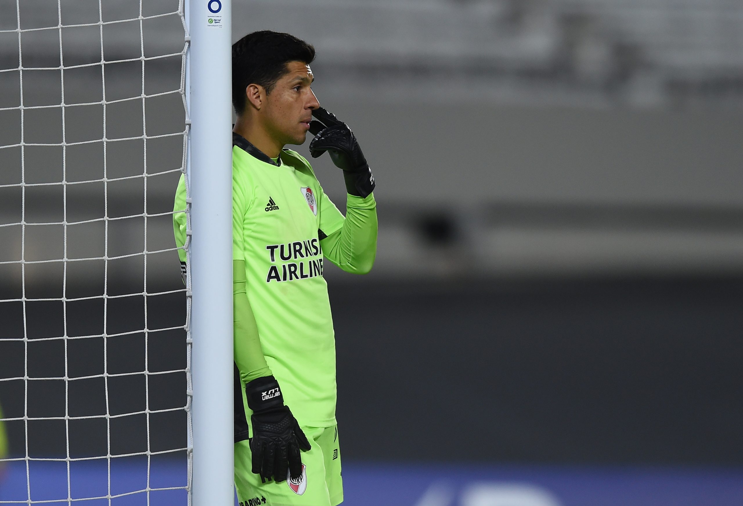 ¡Se llevó todo! La imagen de Enzo Pérez que causó furor entre los hinchas