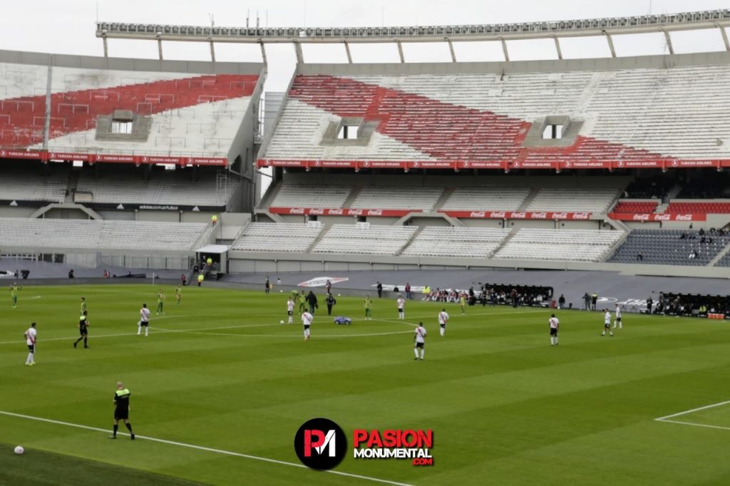 ¡Variantes en el esquema! Así podría formar River con Enzo Fernández