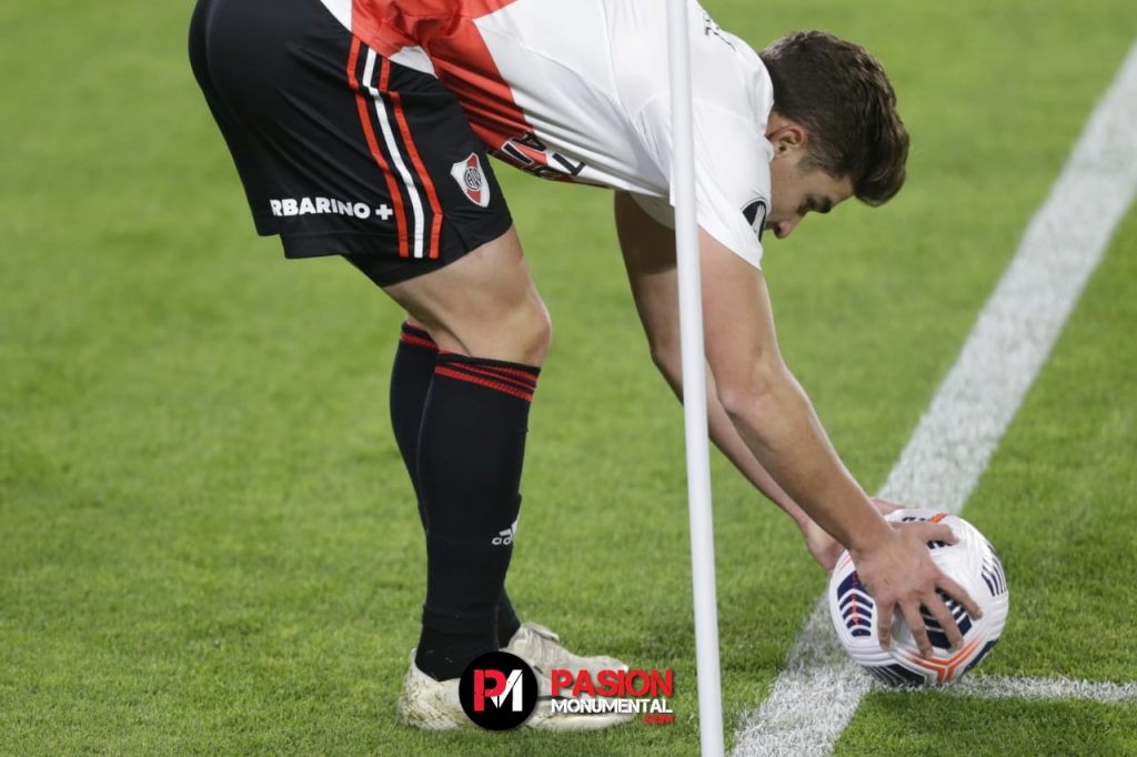 ¿Rumbo a Europa? Álvarez es seguido por dos clubes del Viejo Continente