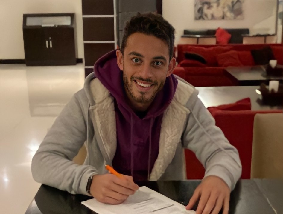 ¡Puso la firma! Nahuel Gallardo fue presentado en Colón