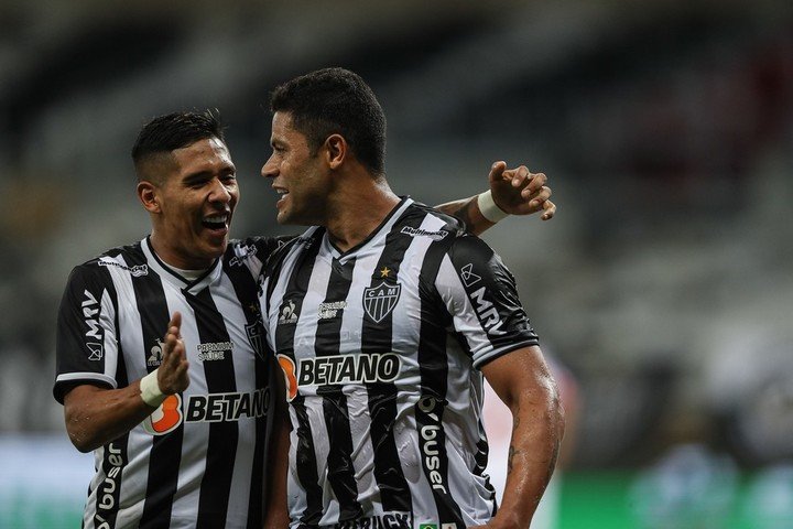 ¿Llegarán a la ida? Atlético Mineiro informó que dos de sus figuras están entre algodones