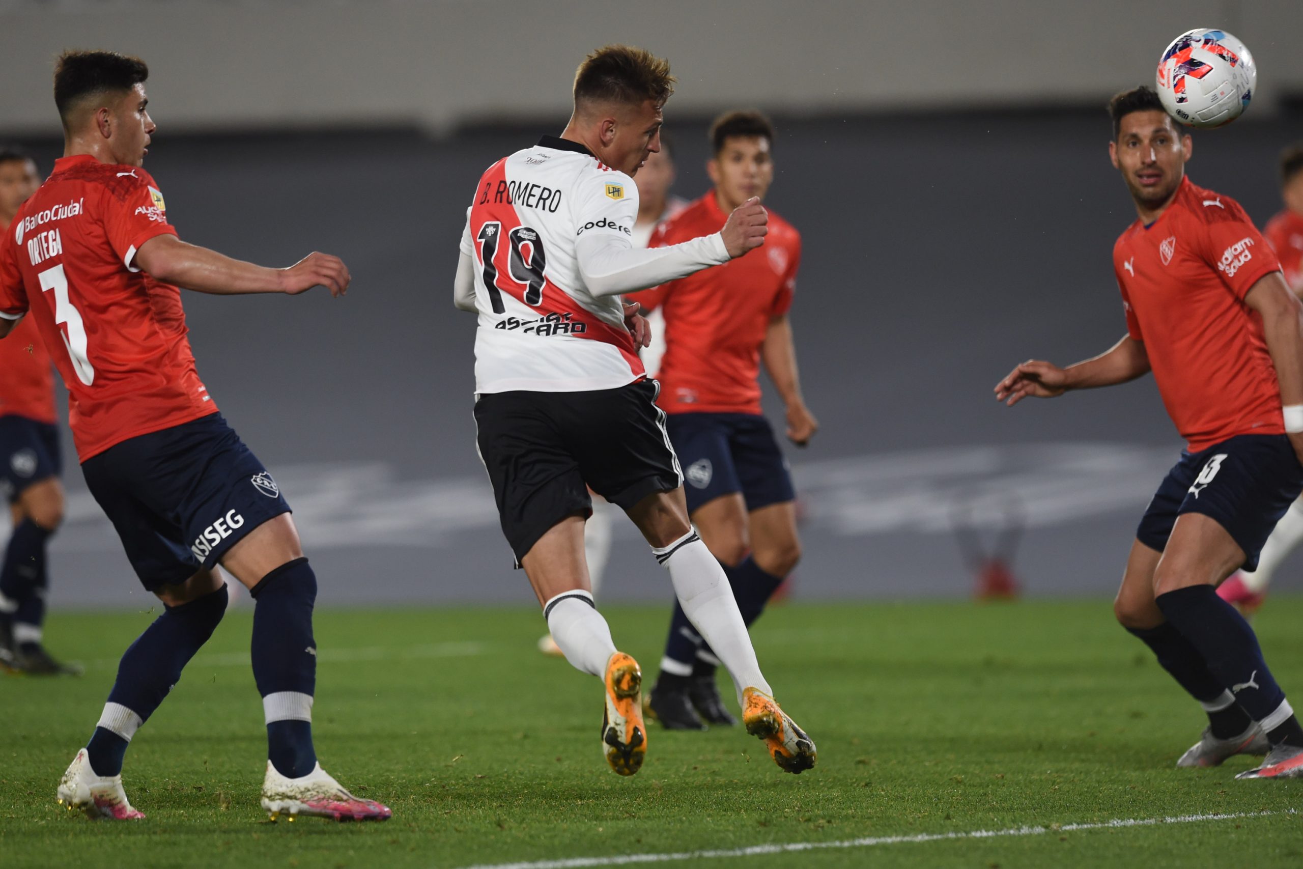 Puntajes vs Independiente