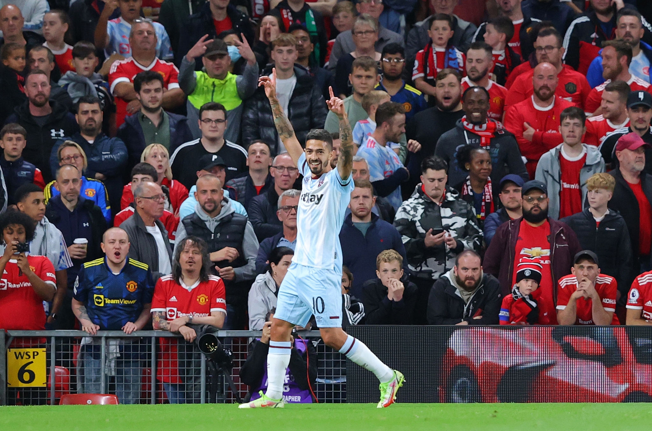 ¡Gol para la clasificación! Lanzini convirtió en el triunfo del West Ham ante el Manchester United
