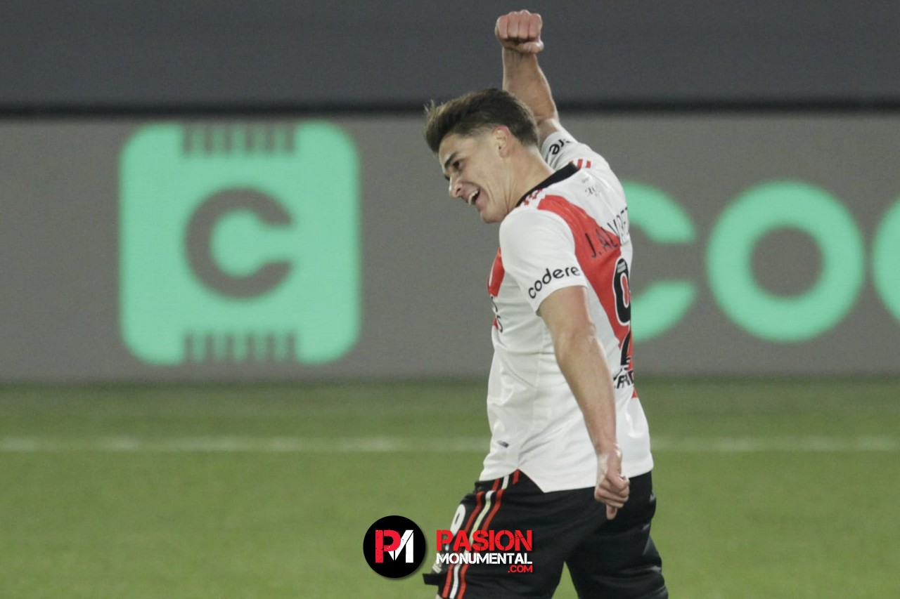 ¡Entre los mejores del mundo! Julián Álvarez y sus tremendas cifras con River