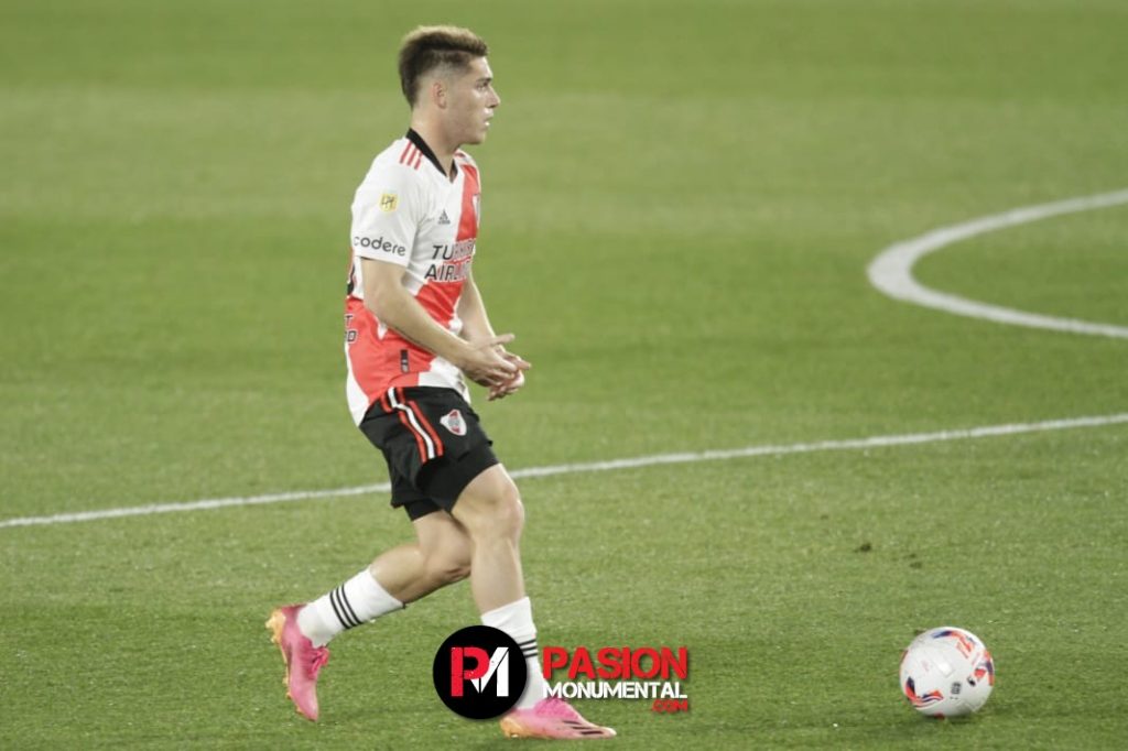 ¿Delantera del semillero? La posible dupla de ataque de River para el sábado
