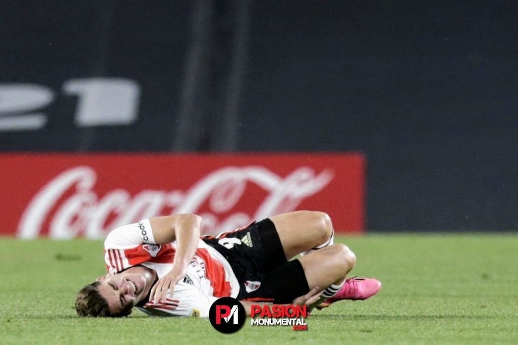 ¡Atención! Álvarez se hizo estudios médicos en la Selección por dolencias físicas