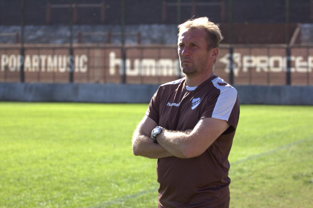 El técnico de Platense contó la fórmula que usará para jugarle a River