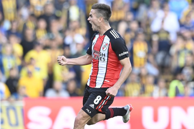 Palavecino: "El primer gol me gustó más porque fue de tres dedos"