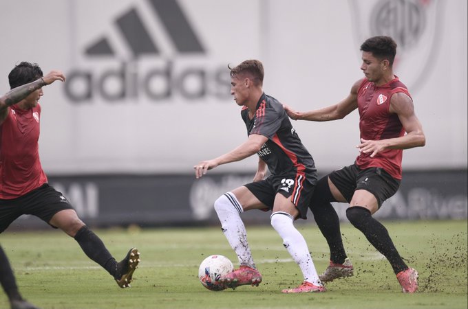 Derrota de River ante Independiente por un amistoso de pretemporada