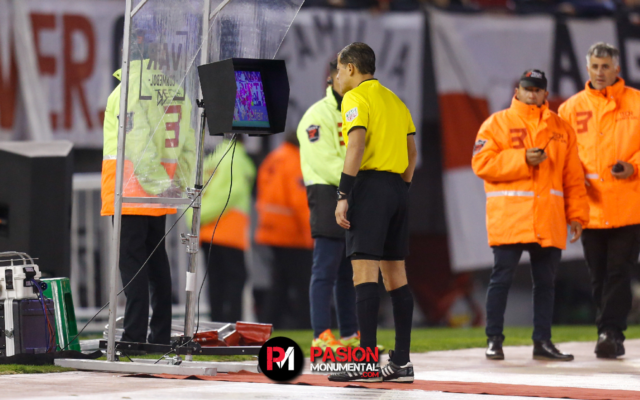 ¿Cuándo comienza a implementarse el VAR en la Copa de la Liga?