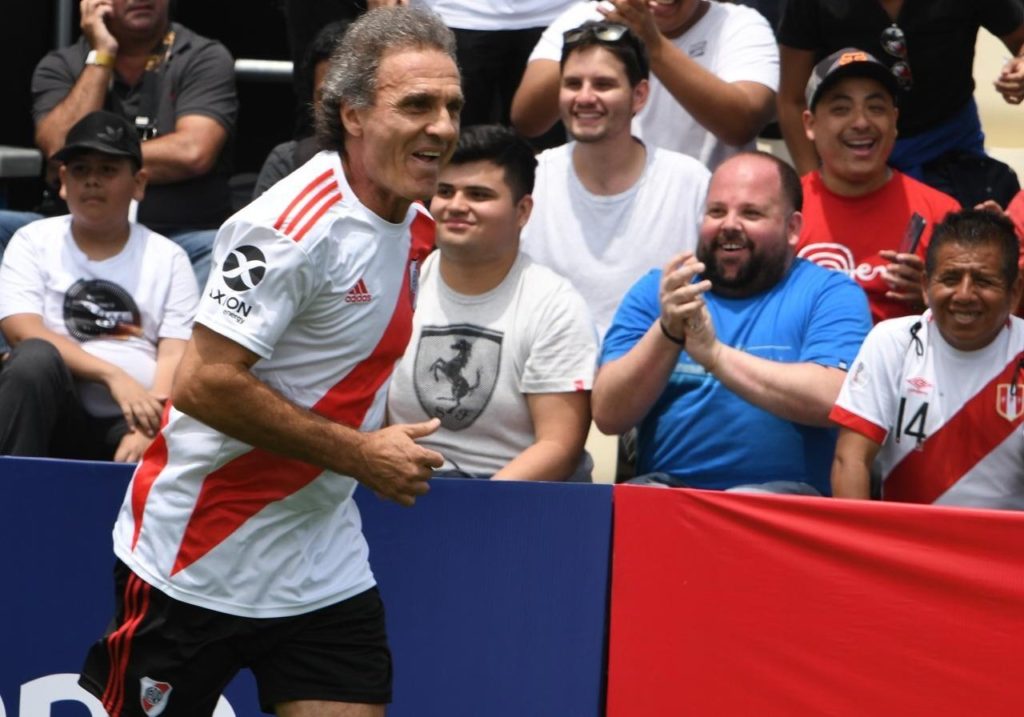 Ganó todo con River y comentó: "Es tremendo el gol que hizo Quintero"