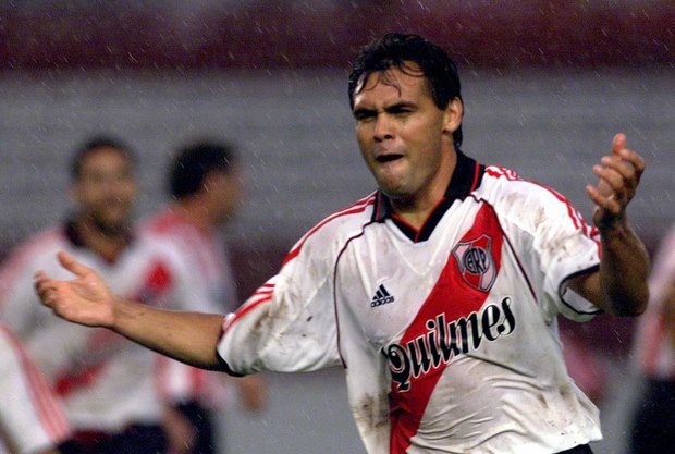 "González Pirez debe tener carácter para asumir su error y volver a jugar"
