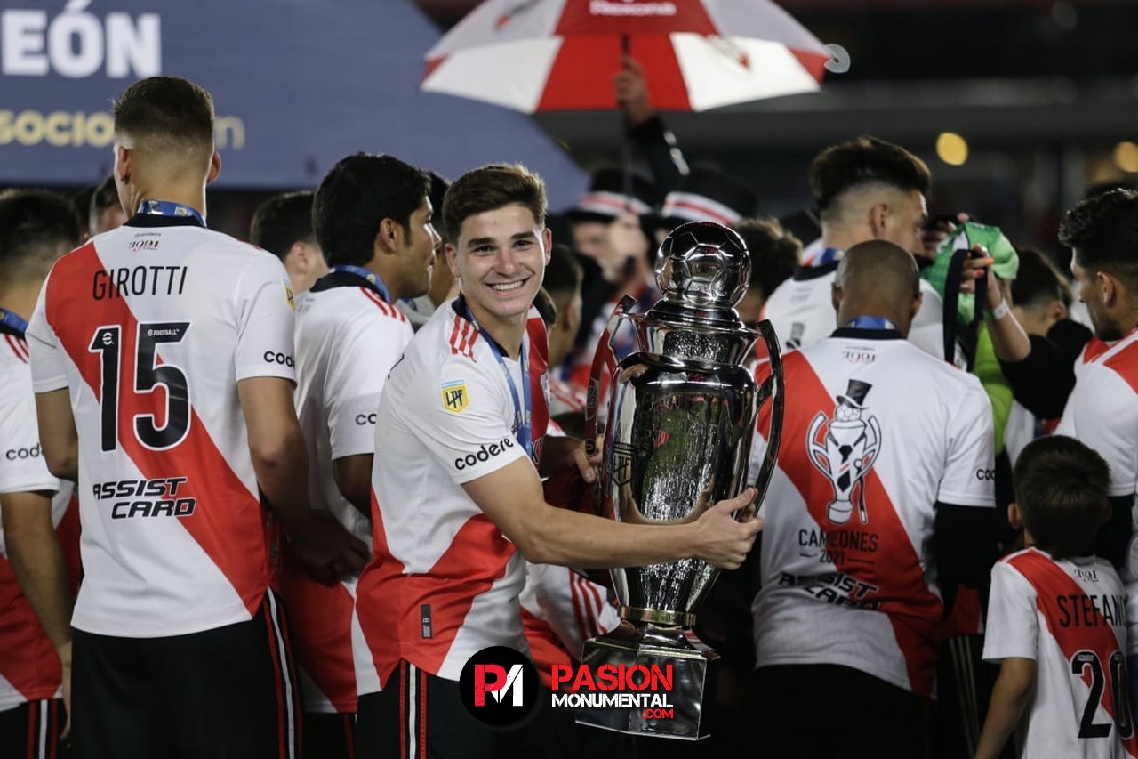 ¿Se queda hasta fin de año? La contundente frase de Brito sobre el futuro de Álvarez