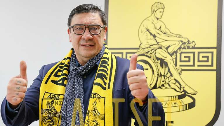 El Mono Burgos sobre la posibilidad de dirigir a River: "Claro que me gustaría dirigirlo algún día"