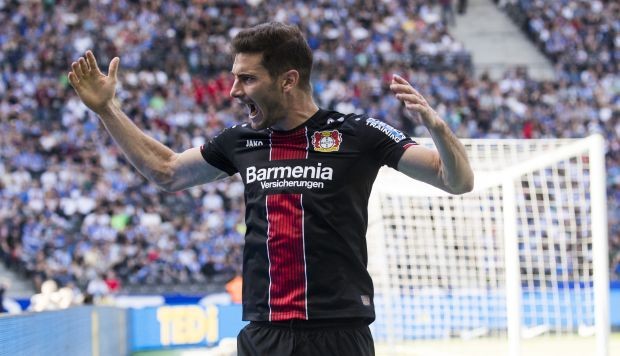 Alario: "Me llamaron de River para que vuelva, pero quiero seguir jugando en Europa"