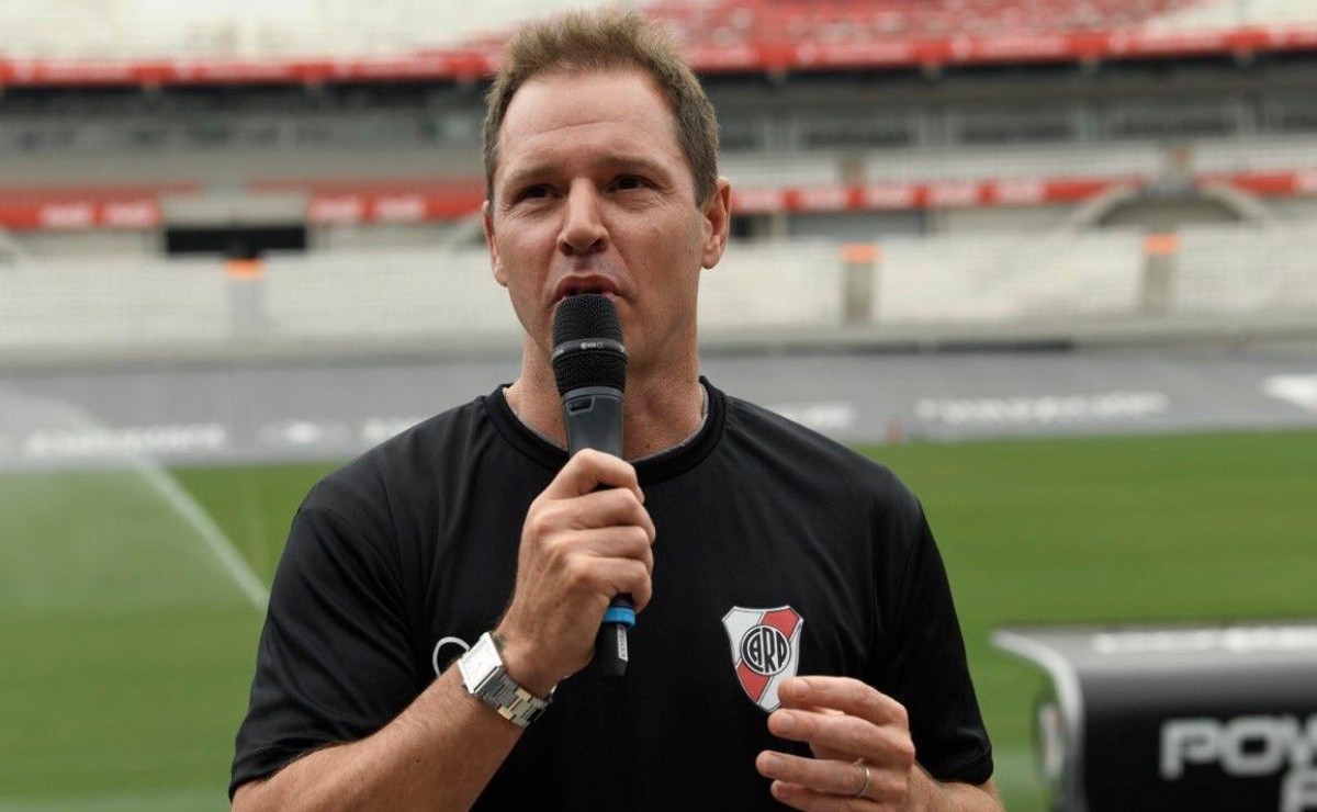 Costa Febre: "Gallardo será el próximo vicepresidente de River"