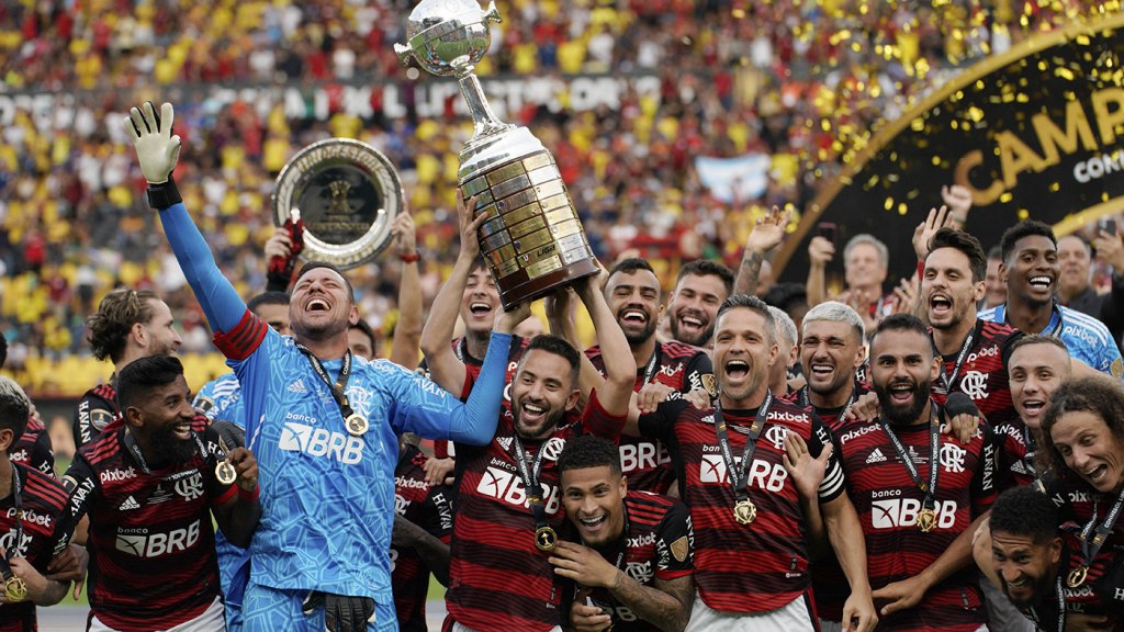 Mostró interés en River, hubo contactos y se consagró campeón en la Copa Libertadores