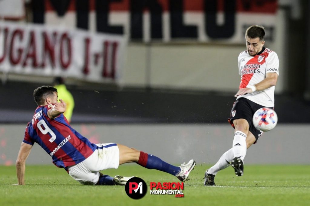 ¿Vuelven a jugar? Las situaciones de Felipe Peña y Robert Rojas