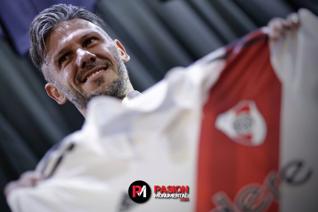 La sorpresa que tendría el primer equipo titular de Martín Demichelis en un partido oficial