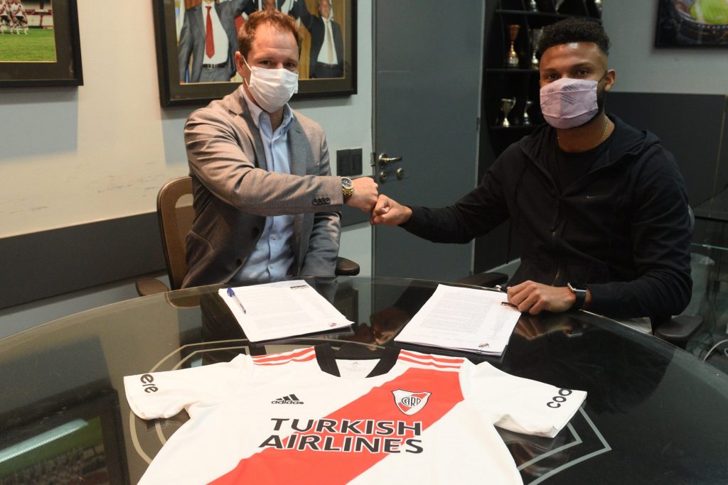 Fue una promesa en Reserva y rescindió su contrato con River