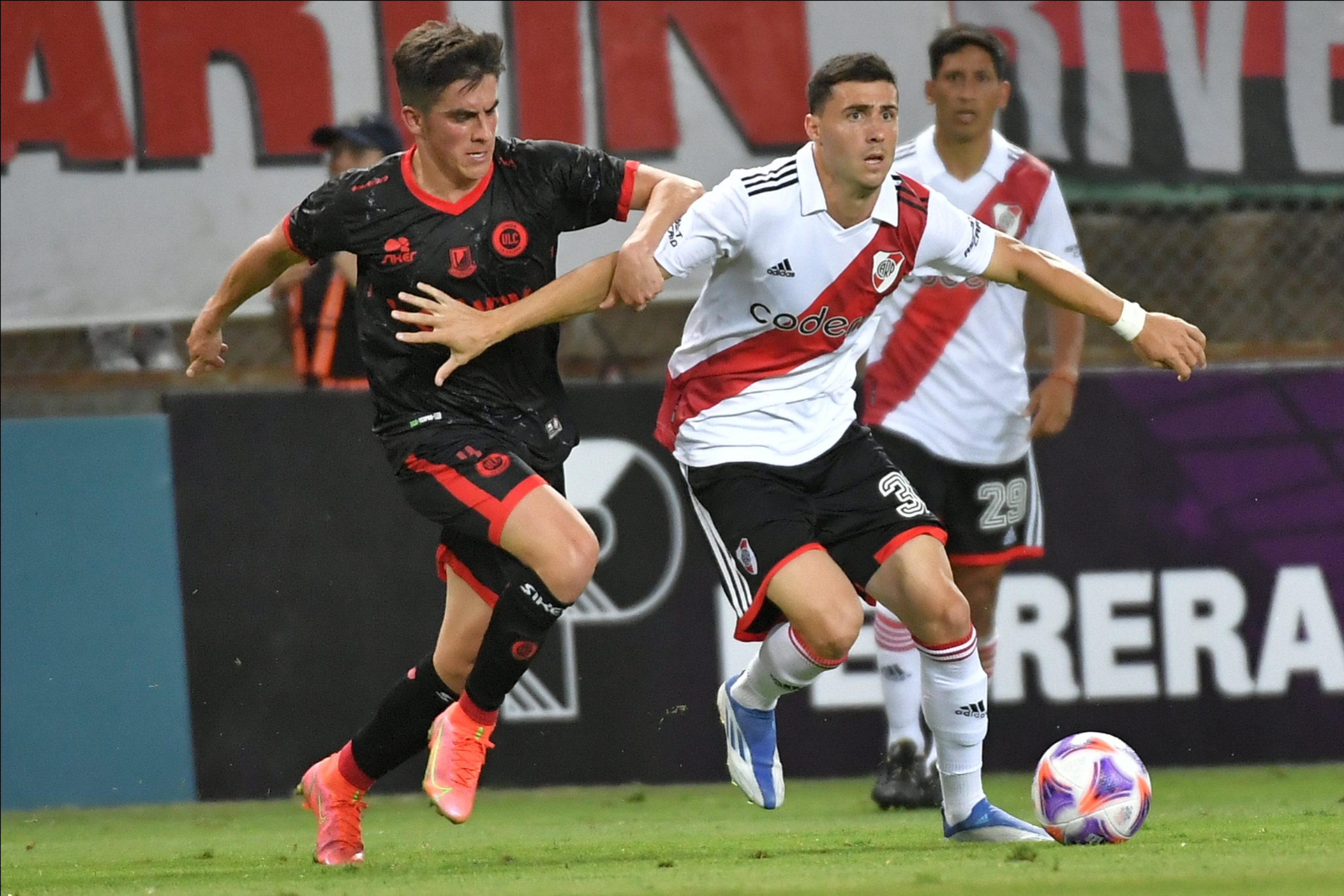 Con tres cambios importantes, la formación de River ante Rayados de Monterrey