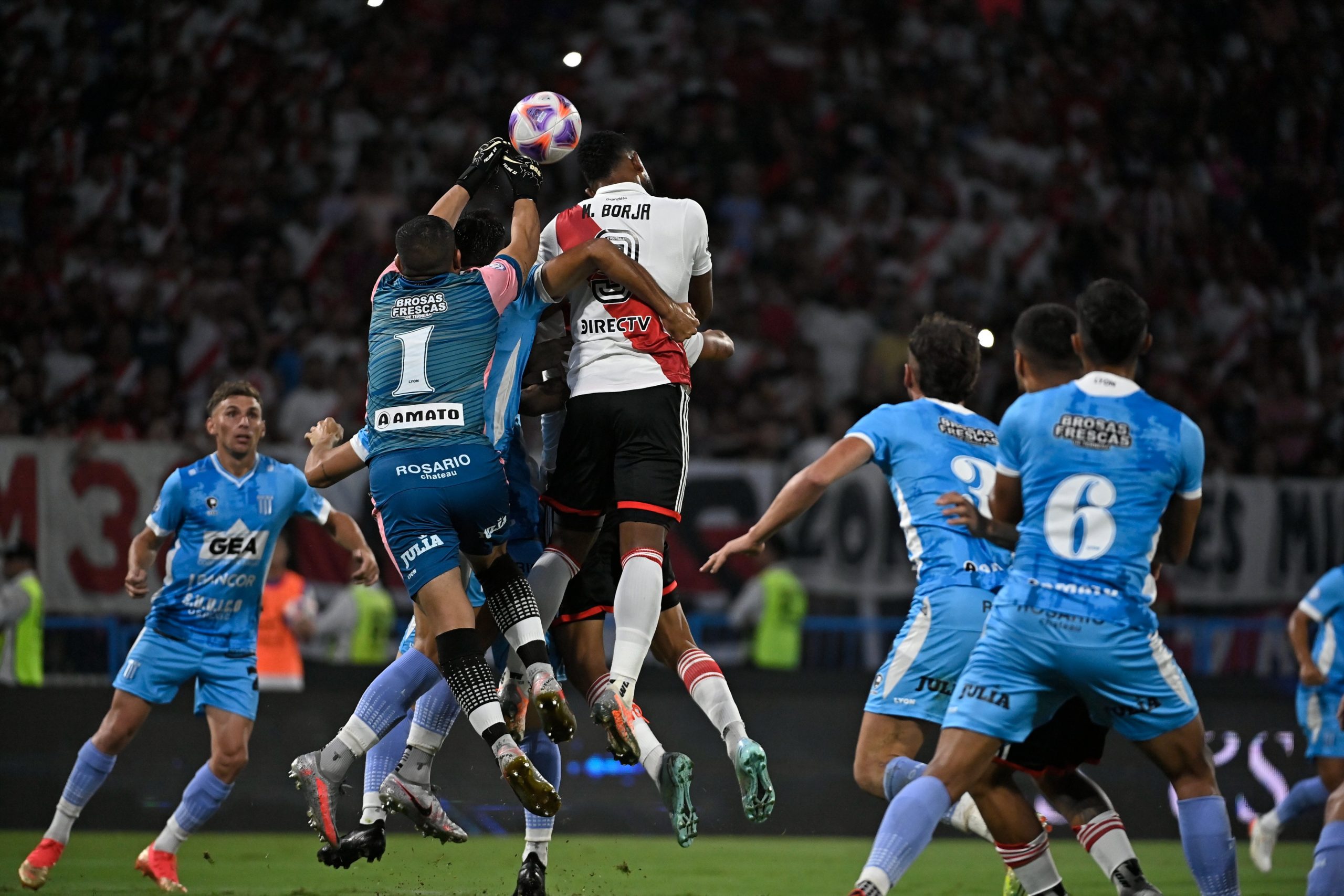 Nacho Fernández y Miguel Borja analizaron el triunfo y explicaron por qué es importante mantener el arco en cero